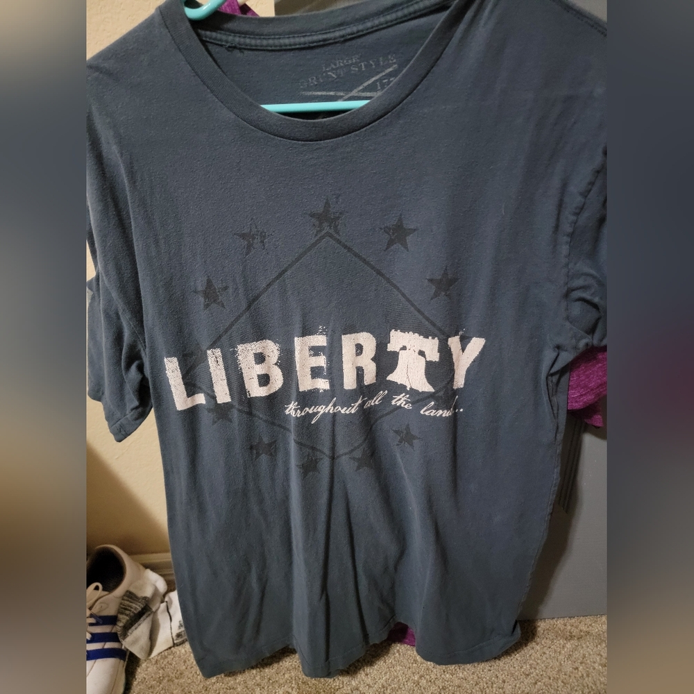Grunt Style Liberty navy tshirt size large